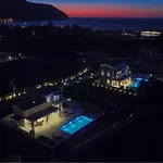 Varko Premium فيلة